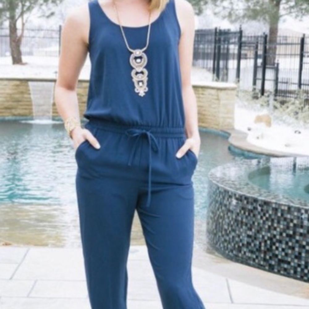 Cabi XS navy jumper